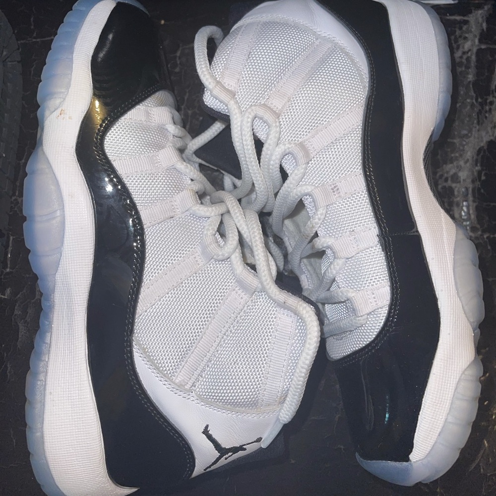 Jordan 11 concords great condition